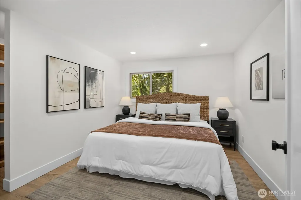 24306 106th Place W Edmonds WA 98020