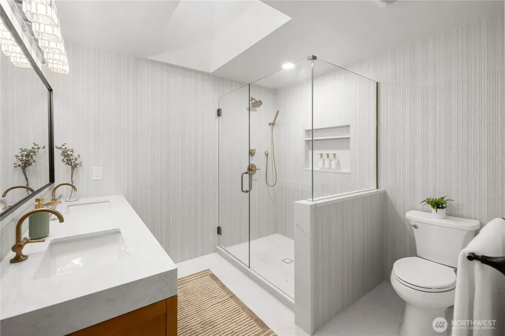 24306 106th Place W Edmonds WA 98020