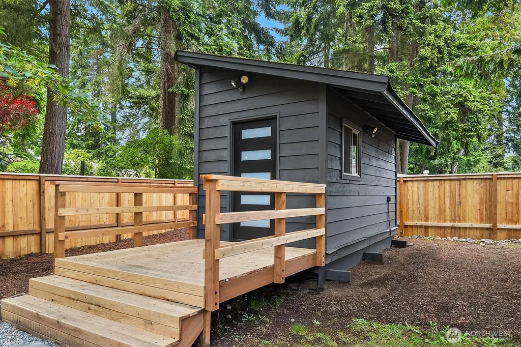 24306 106th Place W Edmonds WA 98020