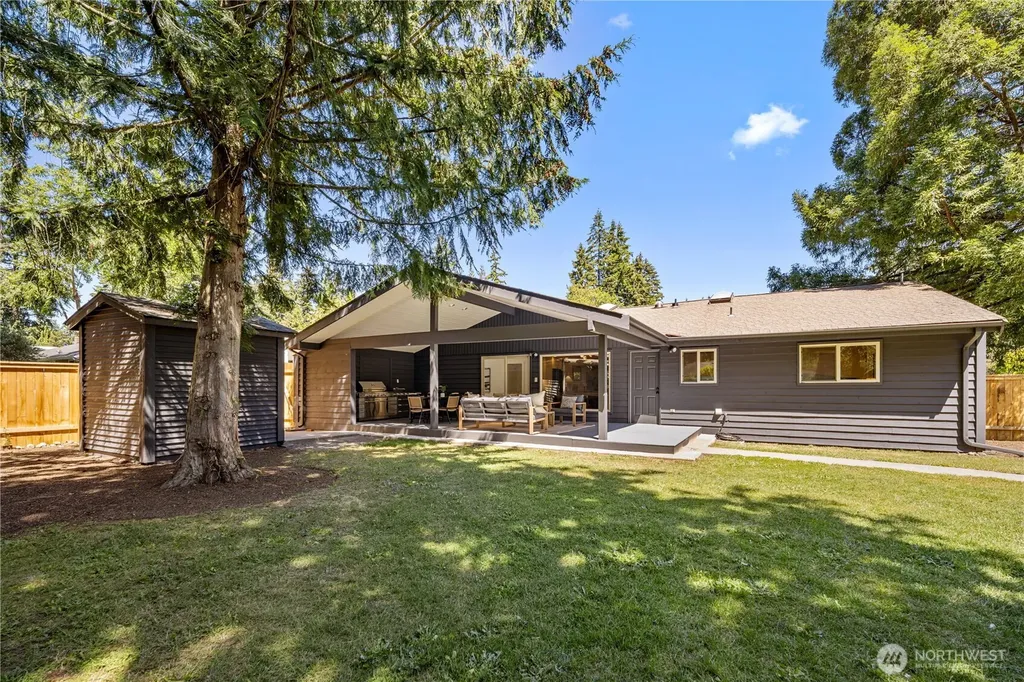 24306 106th Place W Edmonds WA 98020