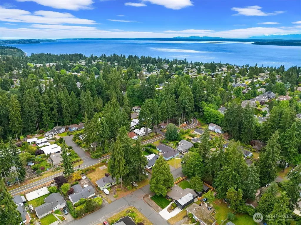 24306 106th Place W Edmonds WA 98020