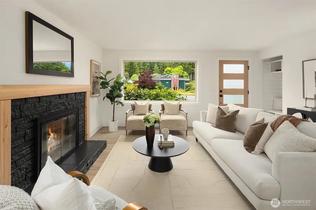 24306 106th Place W Edmonds WA 98020