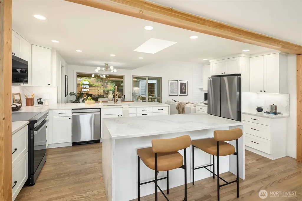 24306 106th Place W Edmonds WA 98020
