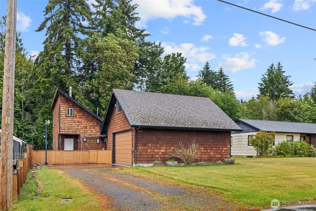 5246 Yearley Drive NE Olympia WA 98516