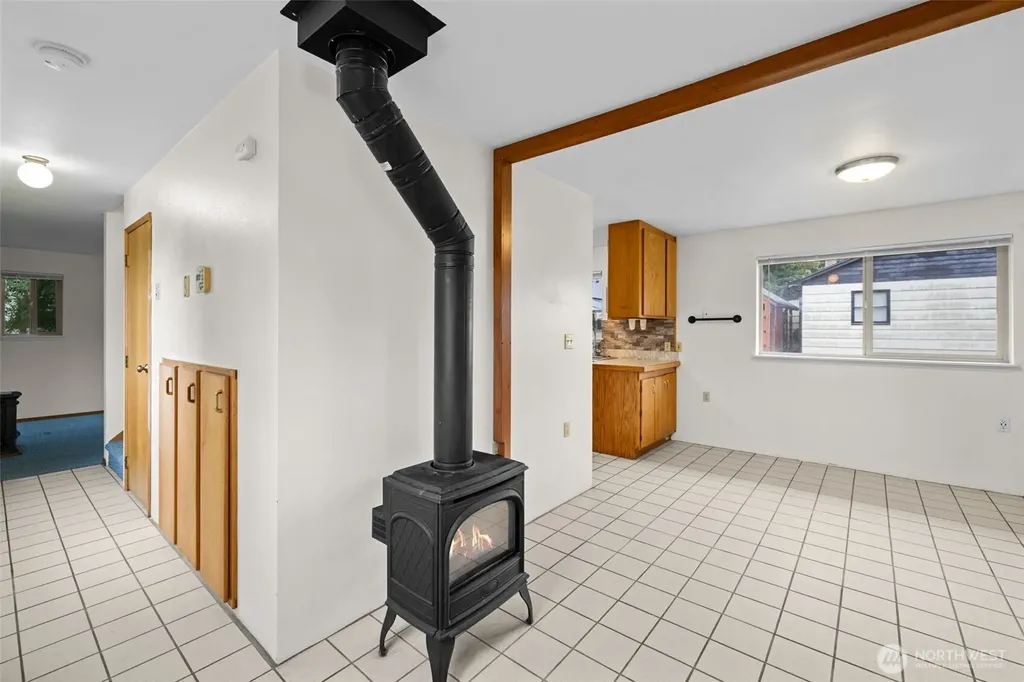 5246 Yearley Drive NE Olympia WA 98516