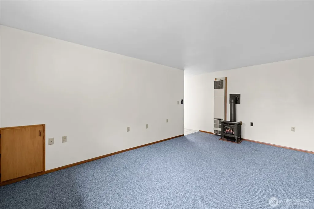 5246 Yearley Drive NE Olympia WA 98516