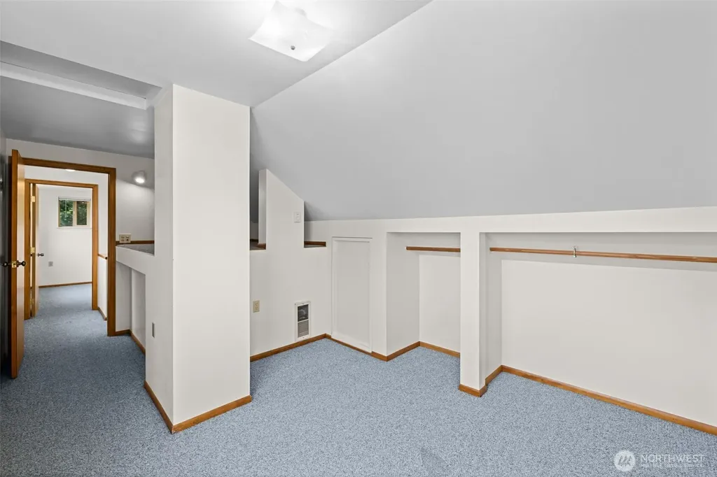5246 Yearley Drive NE Olympia WA 98516