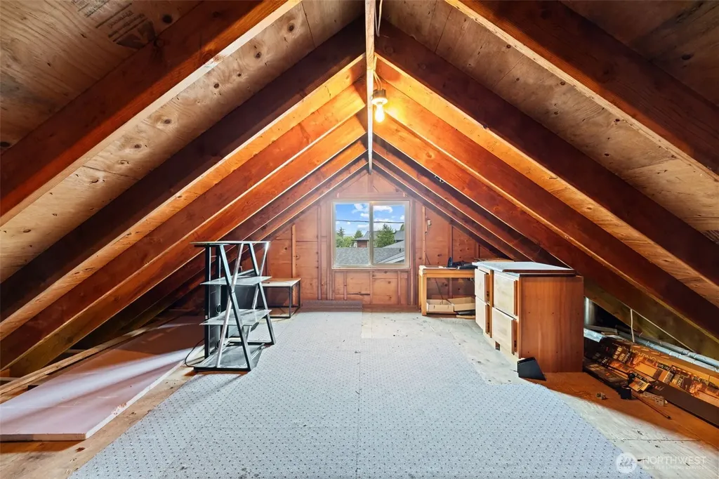5246 Yearley Drive NE Olympia WA 98516