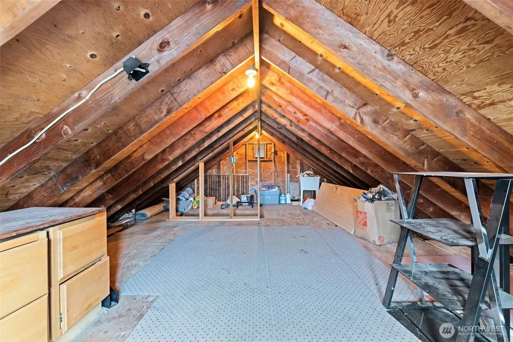 5246 Yearley Drive NE Olympia WA 98516