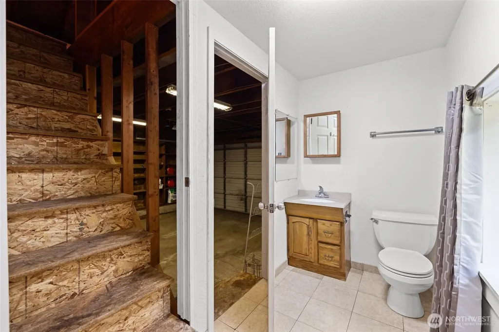 5246 Yearley Drive NE Olympia WA 98516