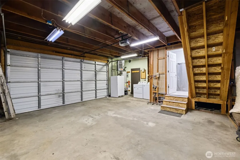 5246 Yearley Drive NE Olympia WA 98516