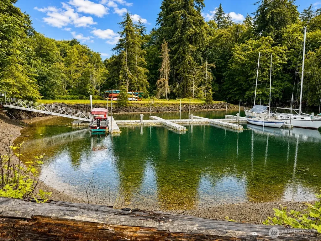 5246 Yearley Drive NE Olympia WA 98516
