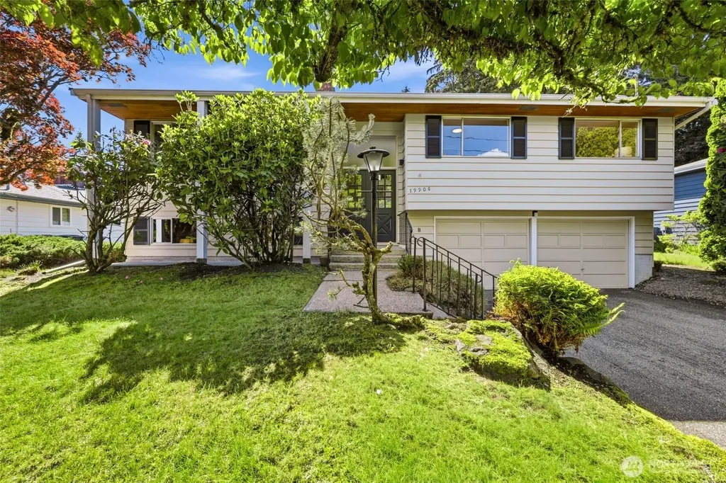 19906 83rd Place W Edmonds WA 98026