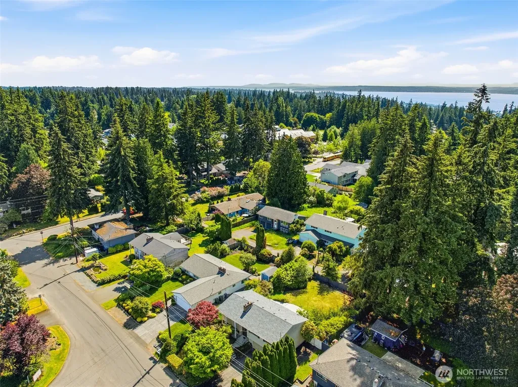 19906 83rd Place W Edmonds WA 98026