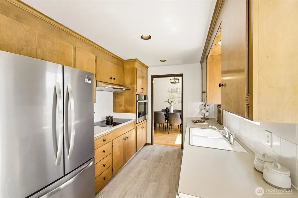 19906 83rd Place W Edmonds WA 98026
