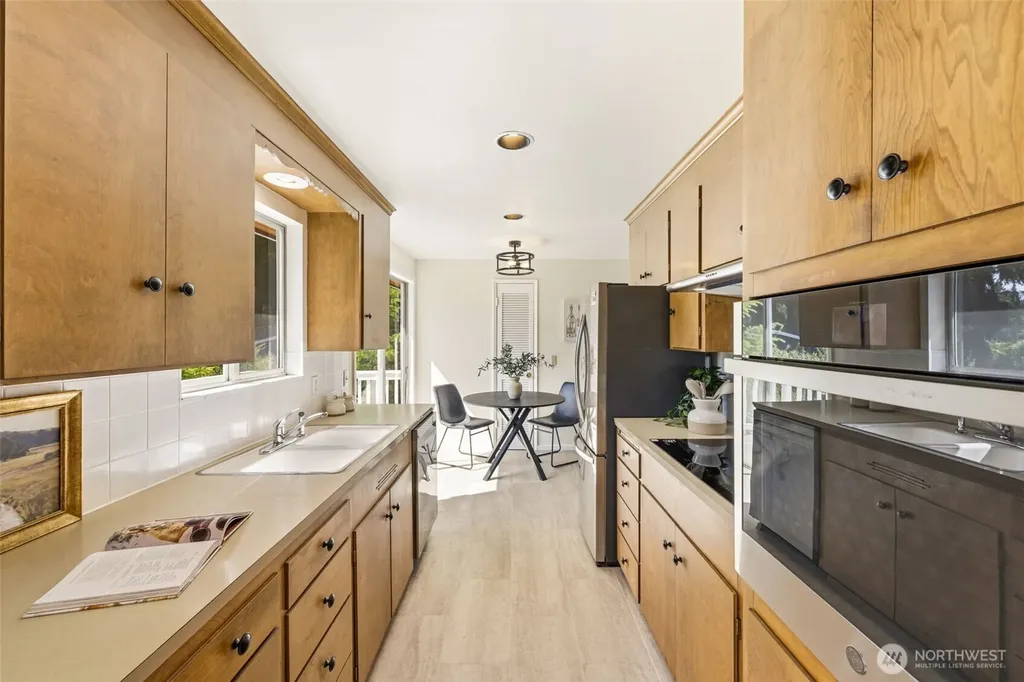 19906 83rd Place W Edmonds WA 98026
