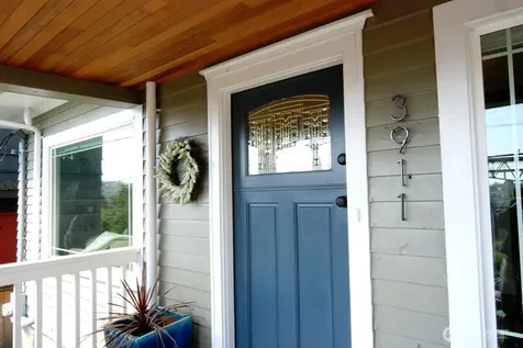 3911 1st Avenue NE Seattle WA 98105