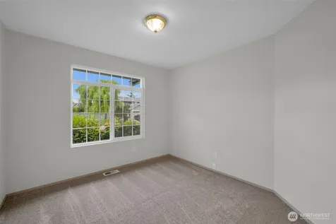 3050 Chelsea Lane Enumclaw WA 98022
