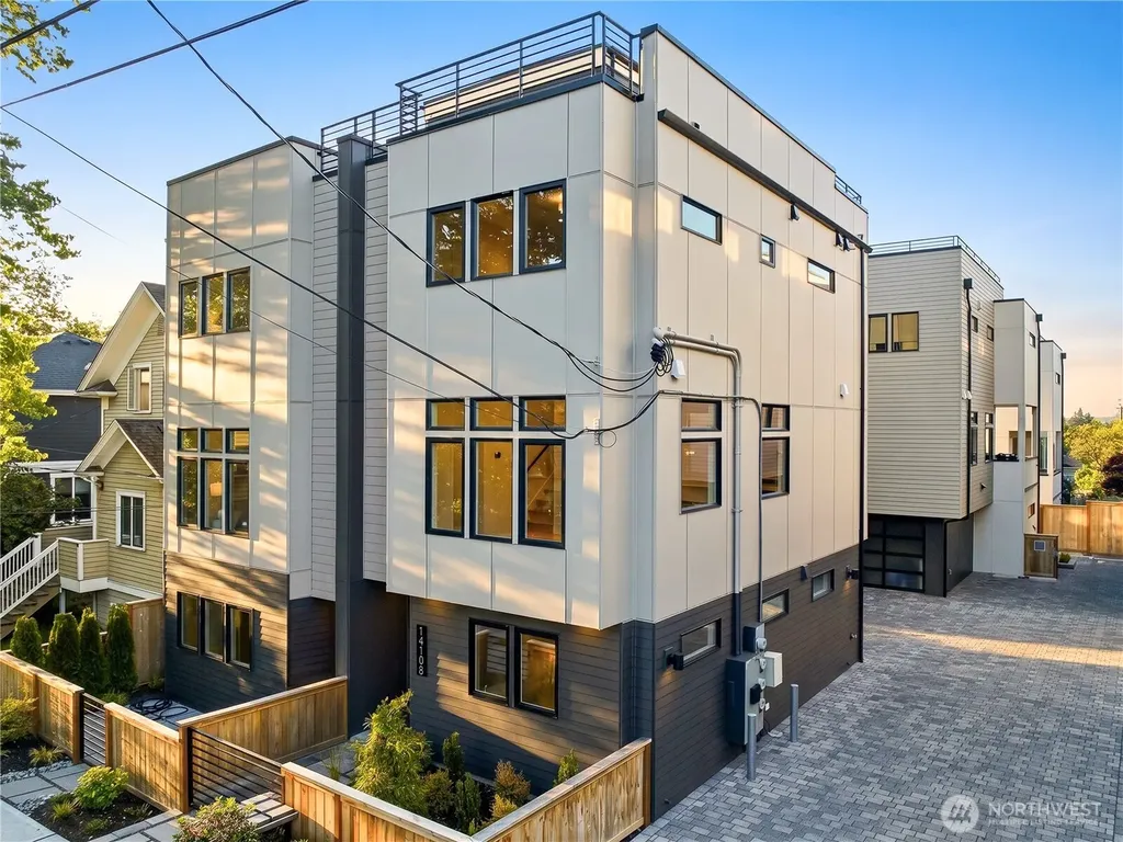 1410 N 47th Street Seattle WA 98103