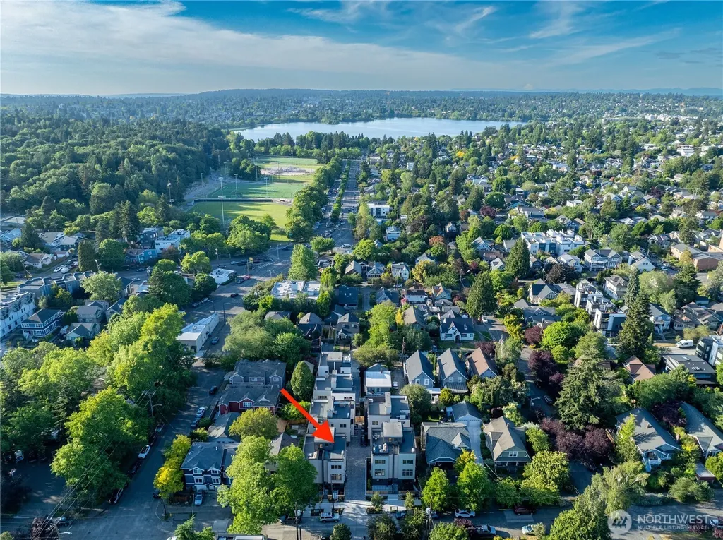 1410 N 47th Street Seattle WA 98103