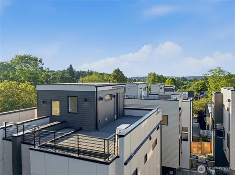 1410 N 47th Street Seattle WA 98103