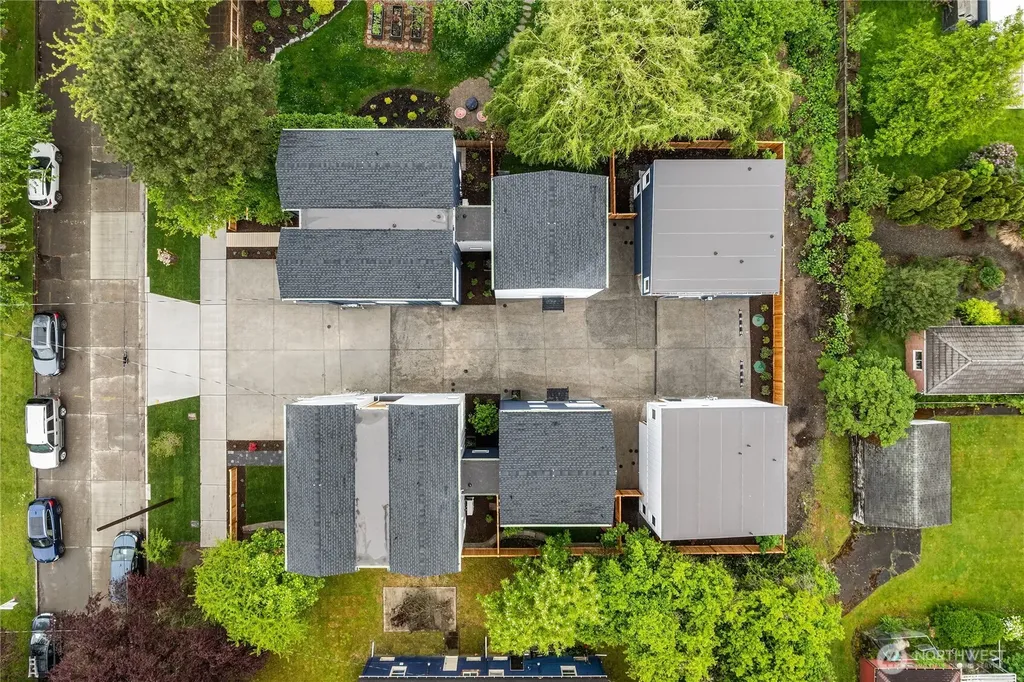 106 29th Avenue E Seattle WA 98112