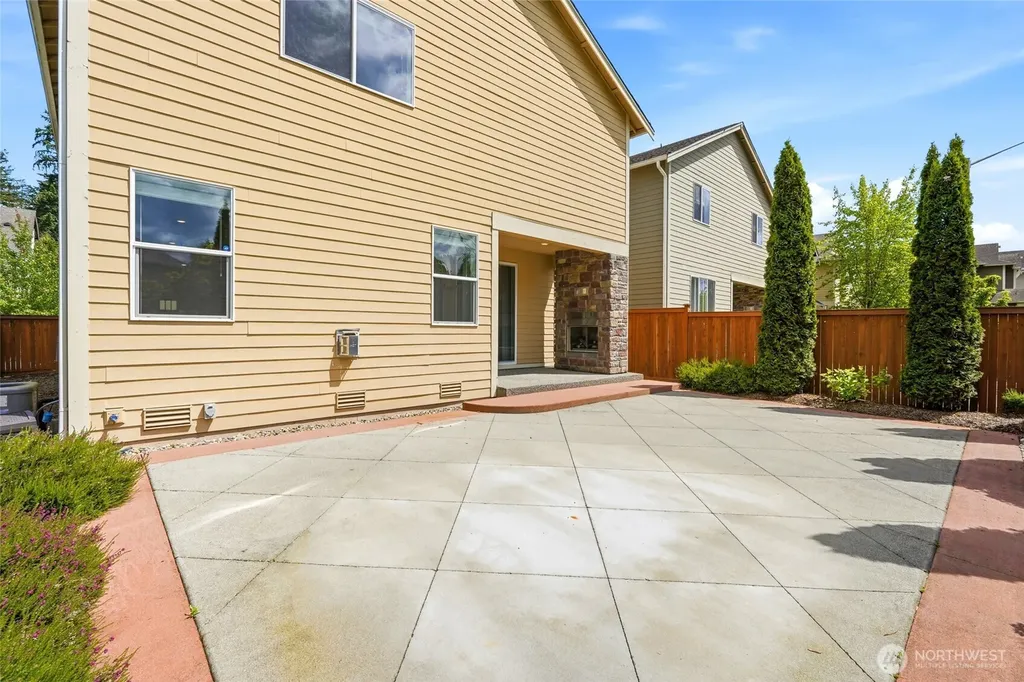 17812 33rd Avenue SE Bothell WA 98012