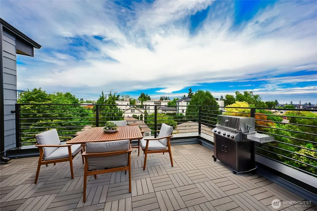 8316 Mary Avenue NW Seattle WA 98117