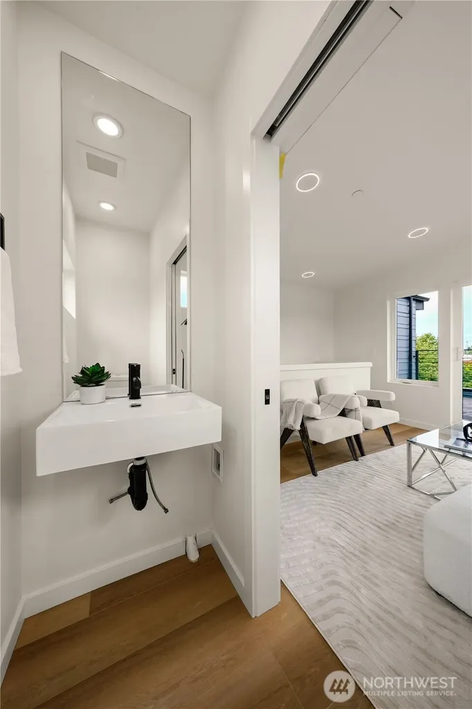8316 Mary Avenue NW Seattle WA 98117