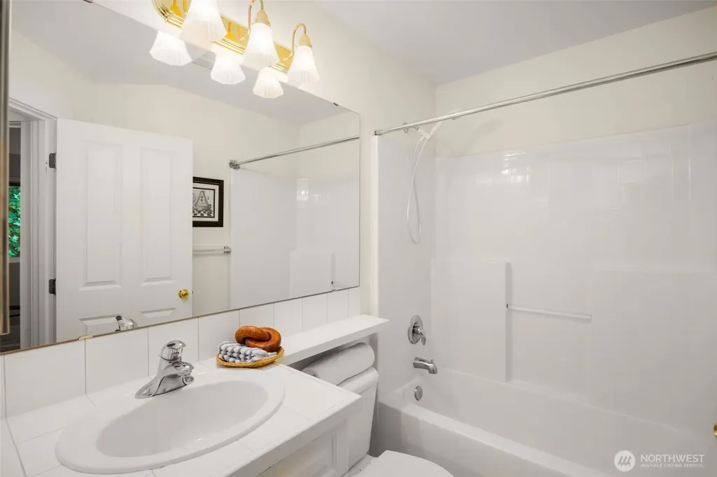 23300 SE Black Nugget Road Issaquah WA 98029