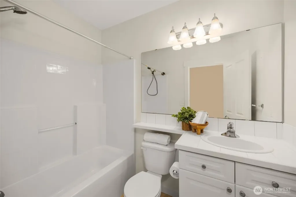 23300 SE Black Nugget Road Issaquah WA 98029