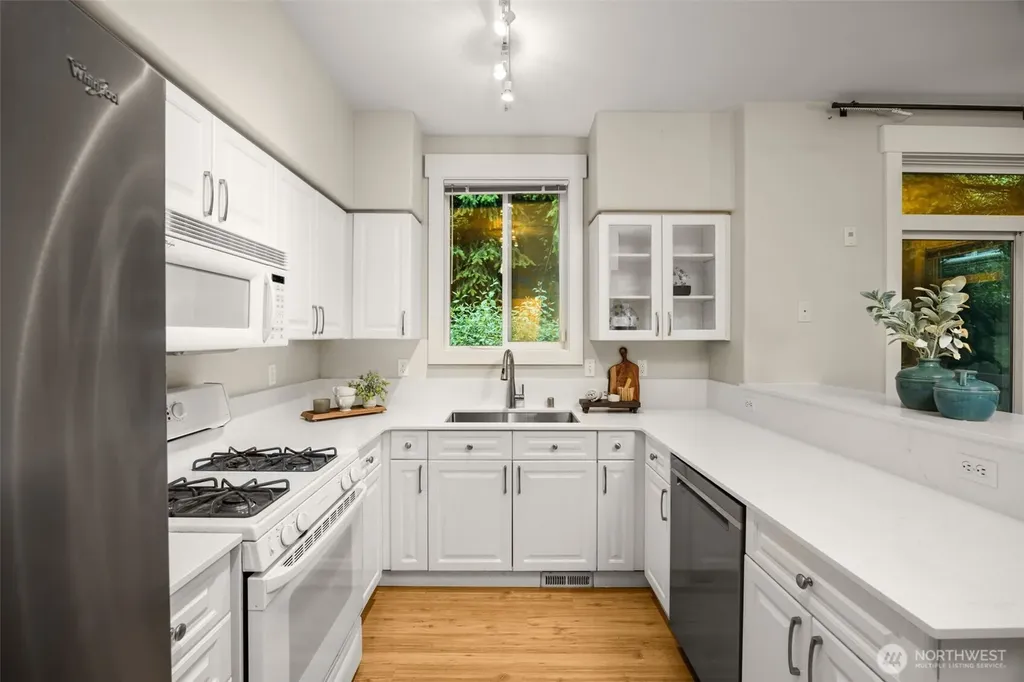 23300 SE Black Nugget Road Issaquah WA 98029