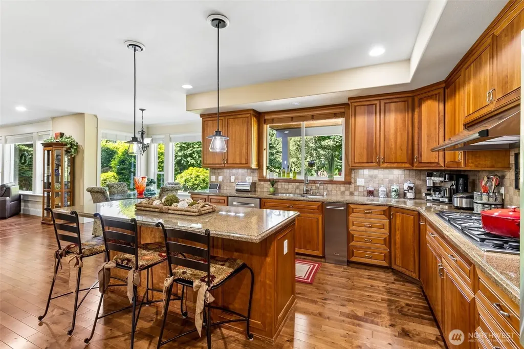 33103 134th Avenue SE Auburn WA 98092