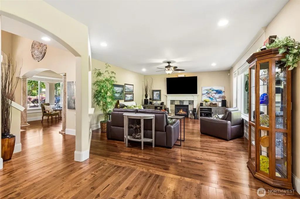 33103 134th Avenue SE Auburn WA 98092