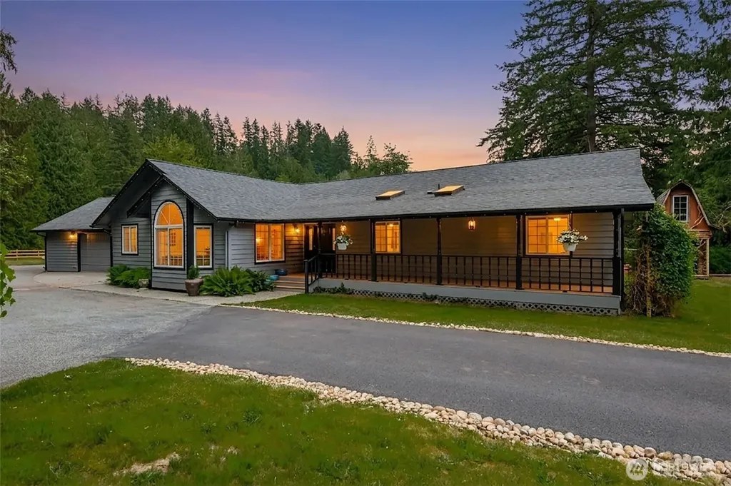 221 Russell Road Snohomish WA 98290