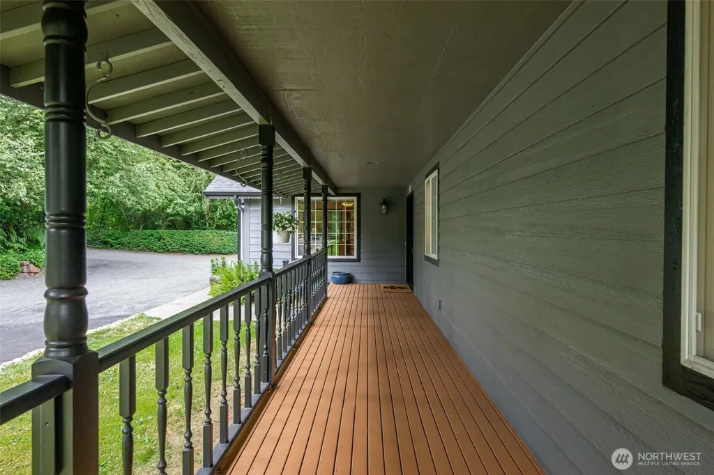 221 Russell Road Snohomish WA 98290