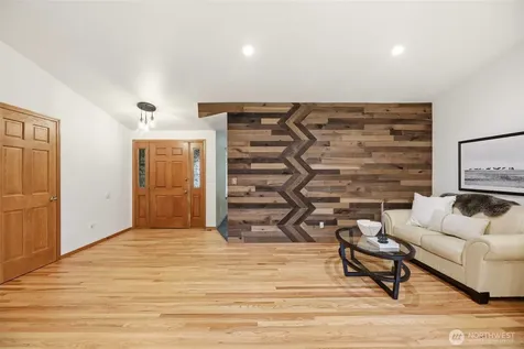 221 Russell Road Snohomish WA 98290