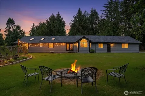 221 Russell Road Snohomish WA 98290