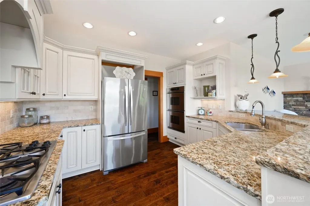 794 W Smith Road Bellingham WA 98226