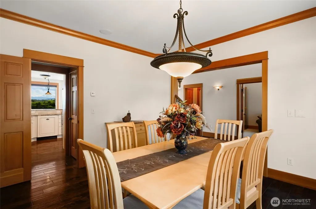 794 W Smith Road Bellingham WA 98226