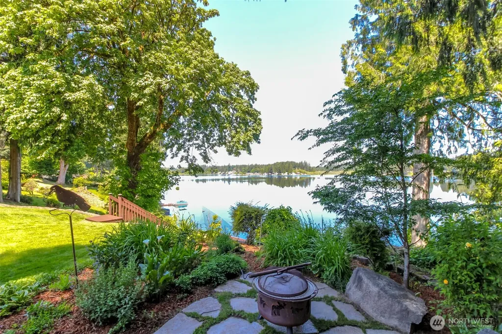 7902 Kelly Beach Road Olympia WA 98513