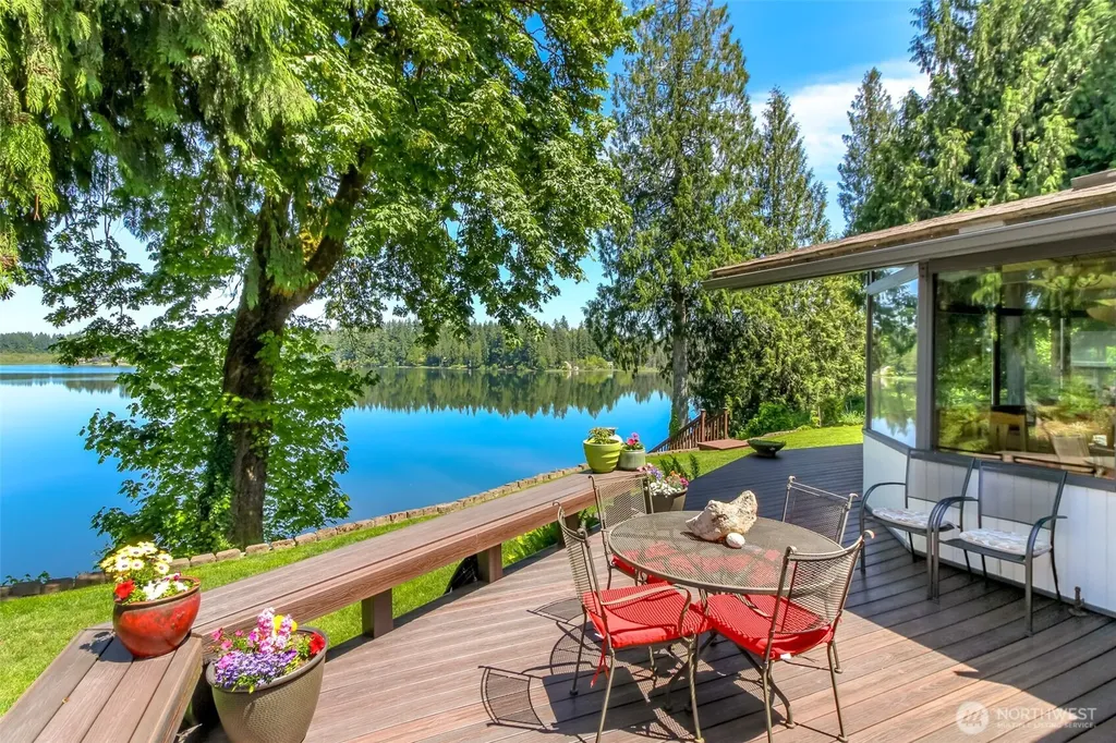 7902 Kelly Beach Road Olympia WA 98513