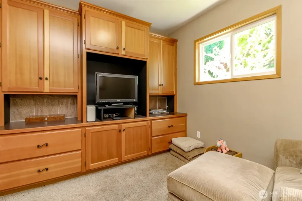 7902 Kelly Beach Road Olympia WA 98513