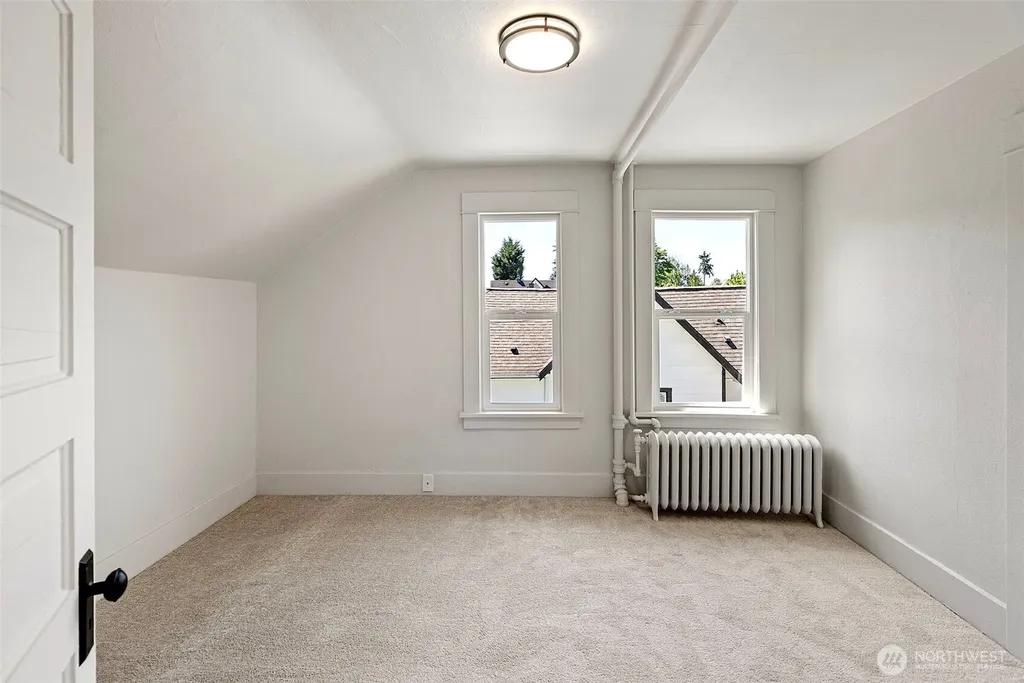 621 S Pine Street Tacoma WA 98405