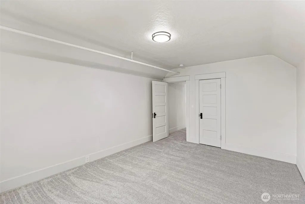 621 S Pine Street Tacoma WA 98405
