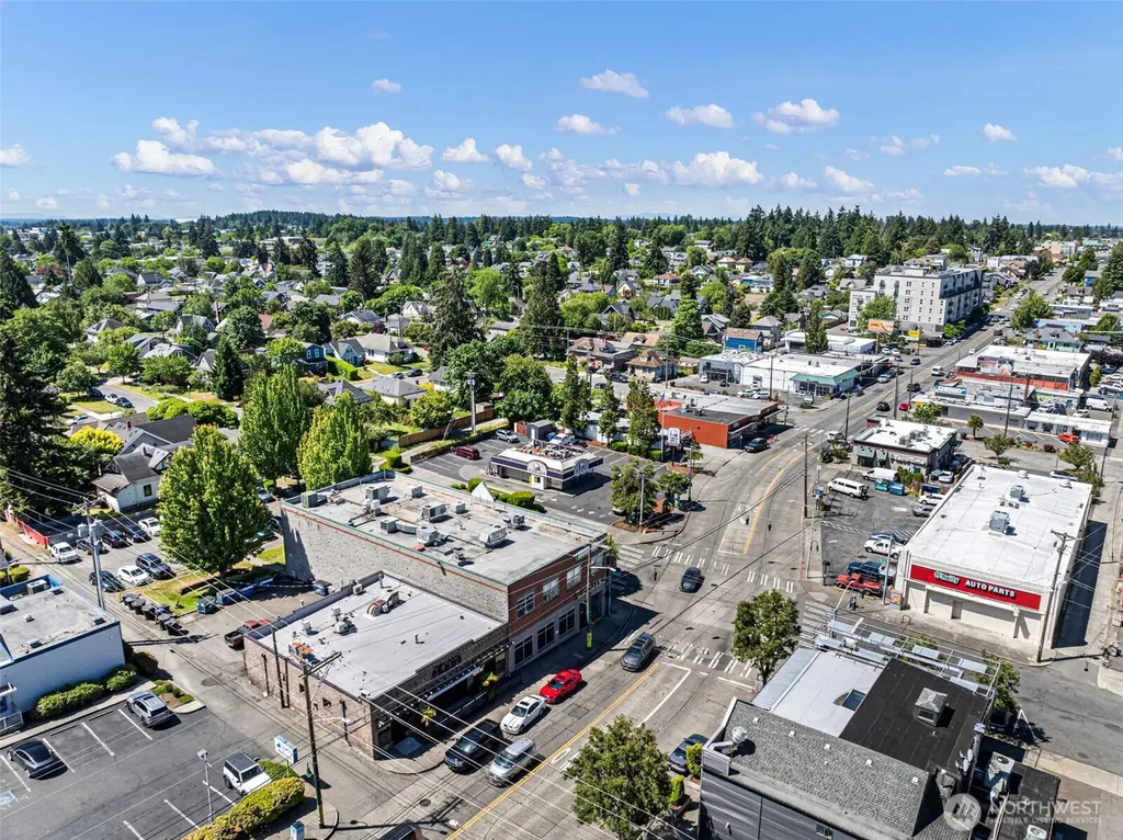 621 S Pine Street Tacoma WA 98405