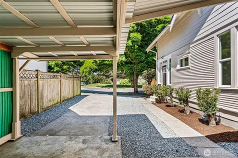 621 S Pine Street Tacoma WA 98405
