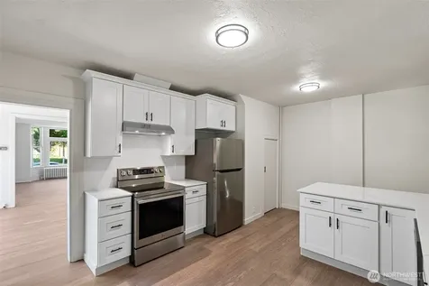 621 S Pine Street Tacoma WA 98405