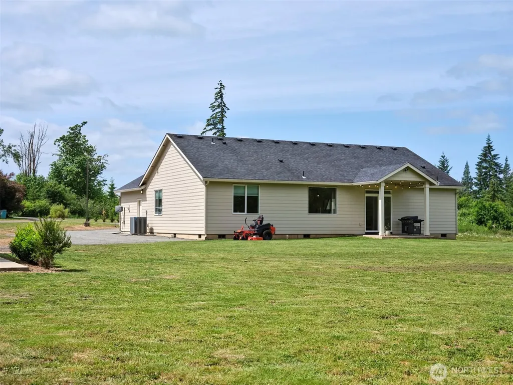 560 Park Road Winlock WA 98596