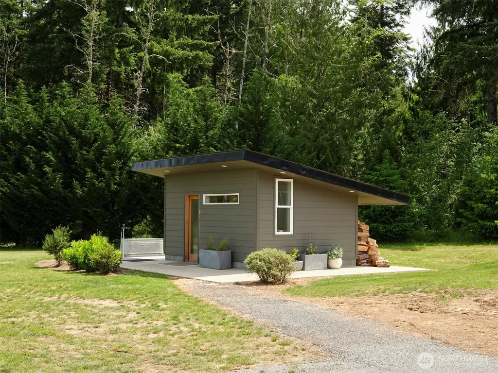 560 Park Road Winlock WA 98596